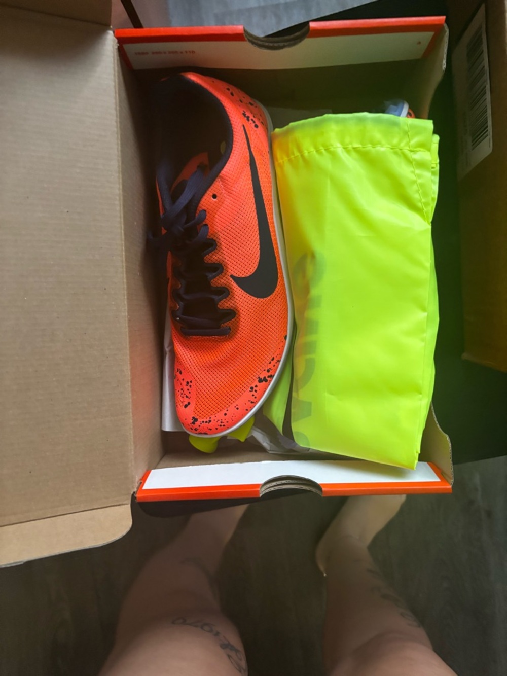 Nike Bright Orange and Black Men's Left Running Shoe with Neon Bag
